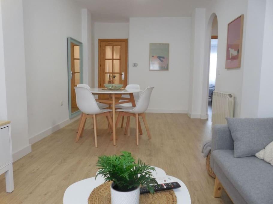 Precioso Piso De 2 Habitaciones Армиля Екстериор снимка